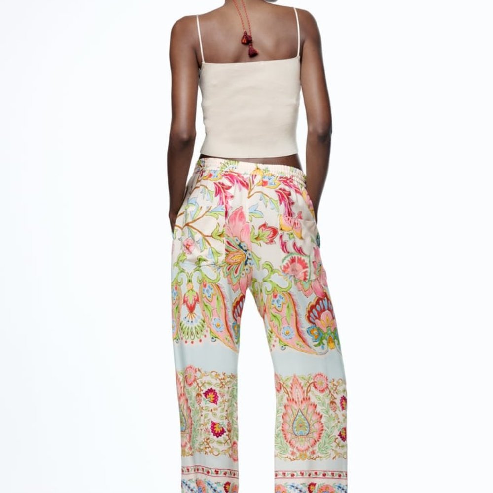 ZARA | Spring/Summer Pants - Picture 2 of 8